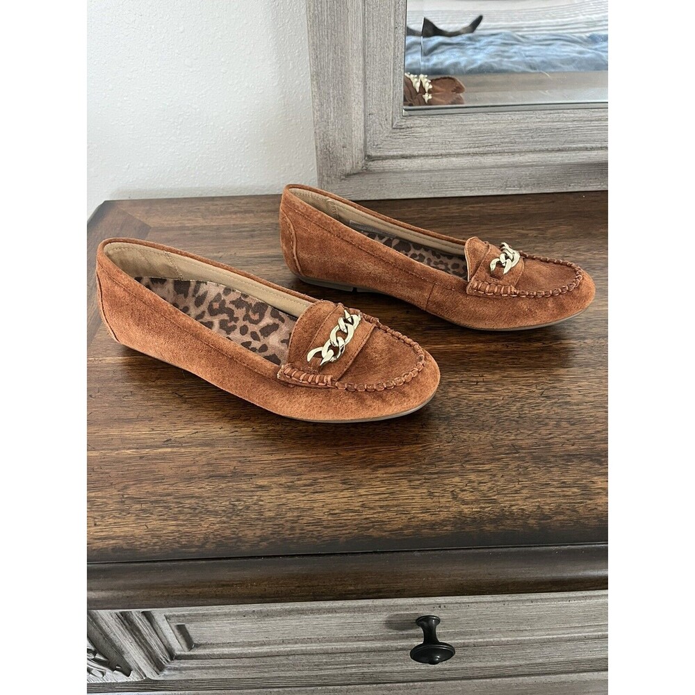 Vionic Suede Mesa Loafers Light Brown Tan Chain Driving 7.5 Slip On Shoes Flats